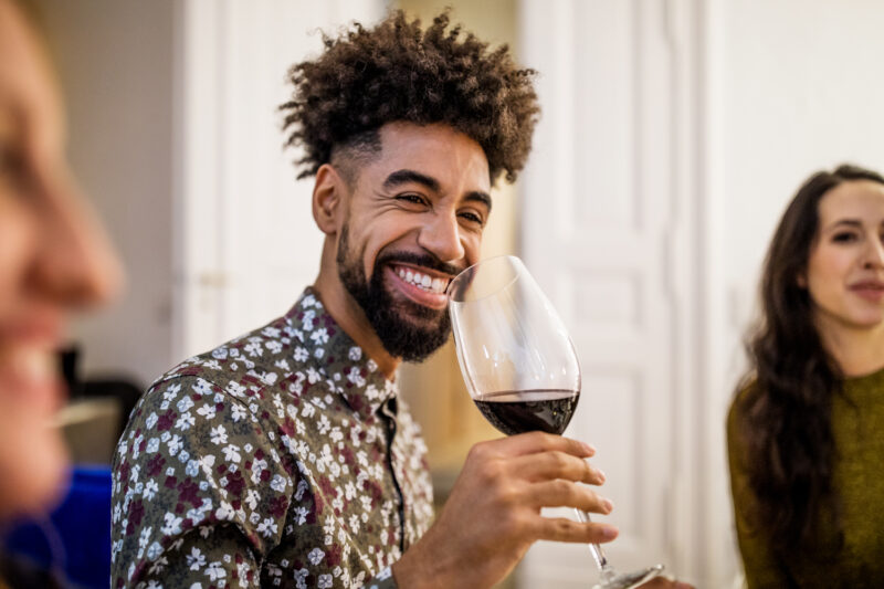 Uncorking the Humor: A Deep Dive into the ‘How To Hold A Wine Glass’ Meme Phenomenon